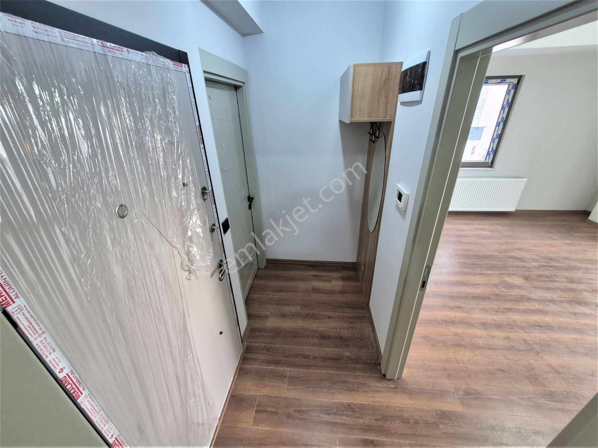 🌀gültaş Emlaktan Kadıköy’de Satılık Ön Cephe 1+1 Yeni Daire - Görsel 18