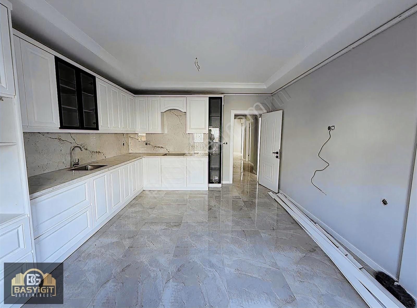 Hürriyet Mah.hisar Kahvesi Yakını 3+1,170m2 Sıfır Daire - Görsel 5