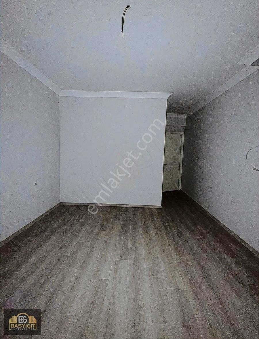 Ulucami Mah.gazi Okulu Yakını 3+1,140 M2 Satılık Sıfır Daire - Görsel 17
