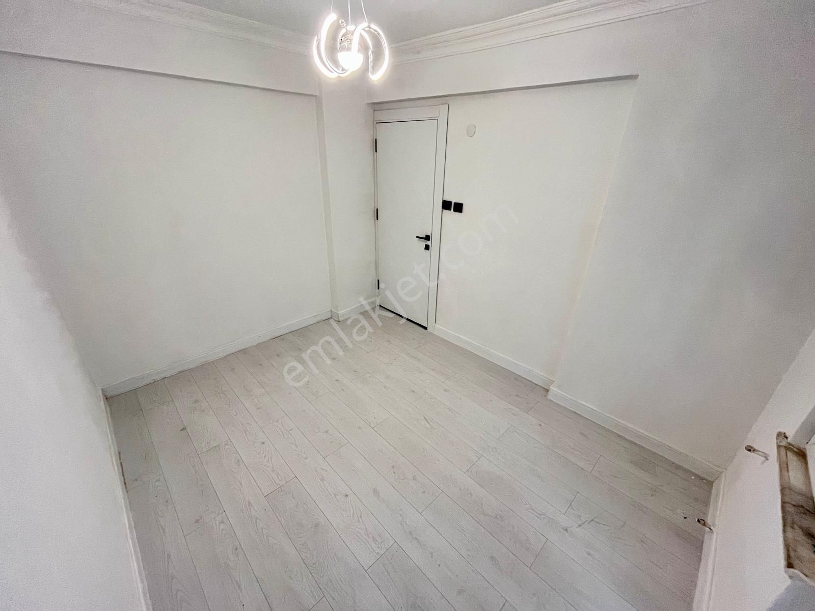 Akçay Sezgin Emlak'tan Doktorlar Sitesi Mevkii Yüksek Kredili Lüks 2+1 - Görsel 31