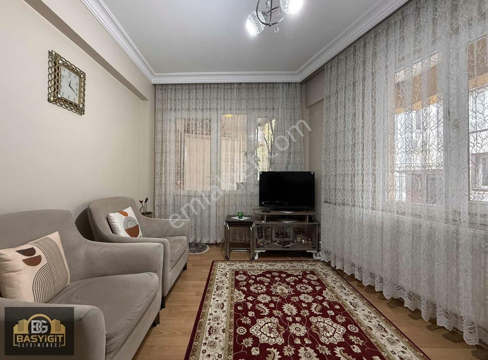 Hürriyet Mah.devlet Hastanesi Yakını 3+1,130m2 Satılık Daire - Görsel 8