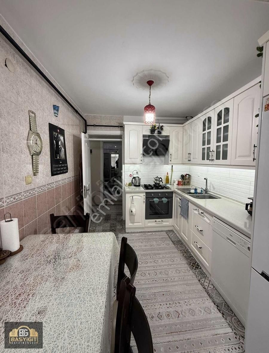 Hürriyet Mah.devlet Hastanesi Yakını 3+1,130m2 Satılık Daire - Görsel 6