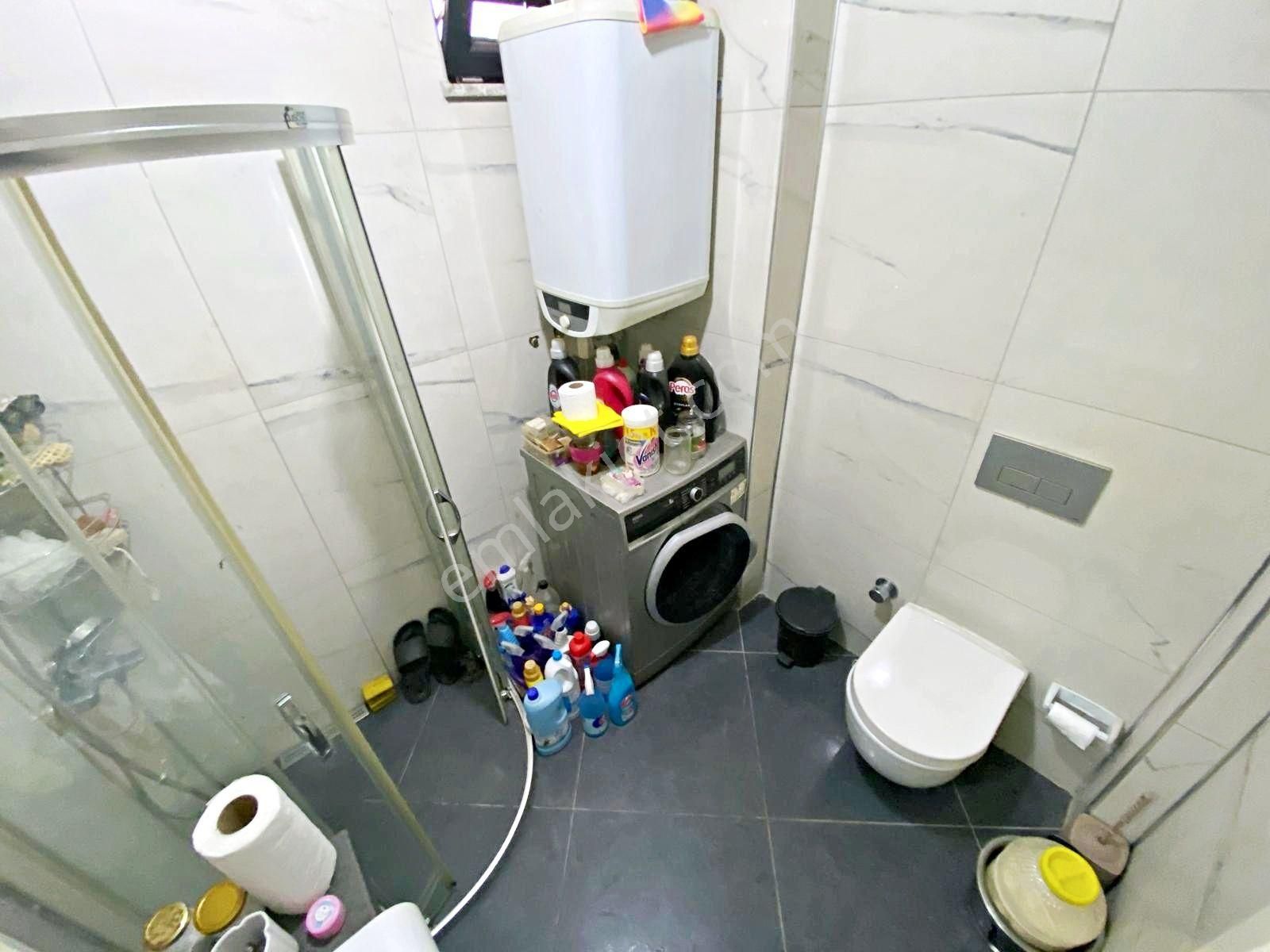 🌀yetki Gültaş Emlaktan Akçay Altınkumda Satılık 1+1 Yüzme Havuzlu Otoparklı Daire - Görsel 18