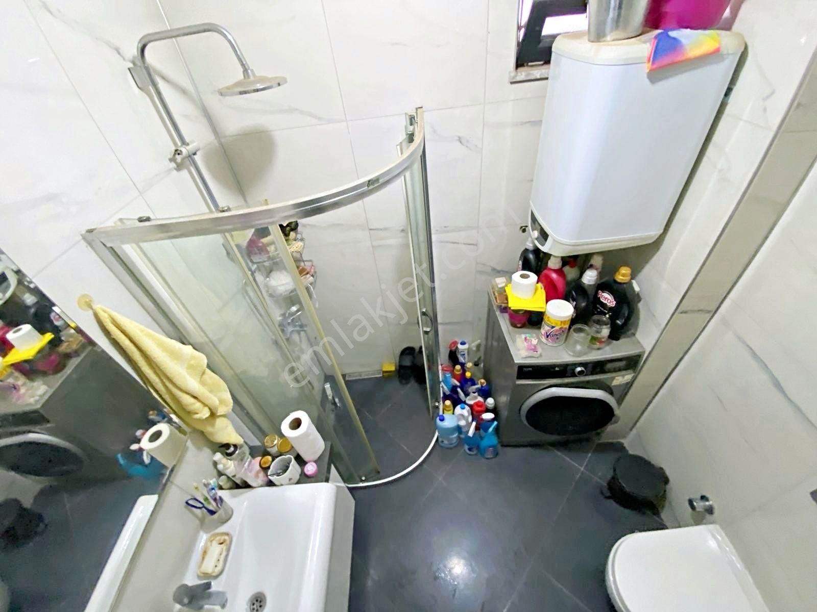 🌀yetki Gültaş Emlaktan Akçay Altınkumda Satılık 1+1 Yüzme Havuzlu Otoparklı Daire - Görsel 24