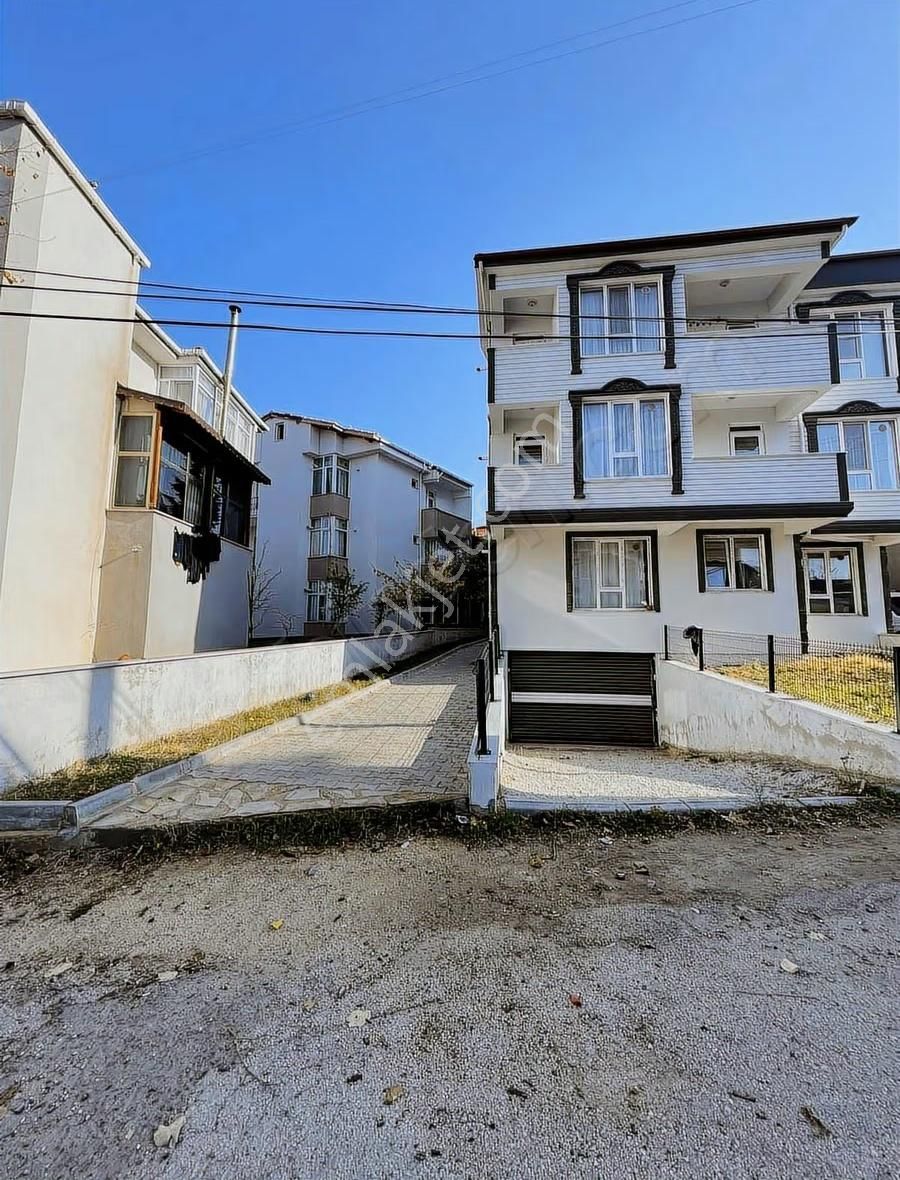 Öz Aydın Gayrimenkulde Kiralık 1+1 Daire - Görsel 5