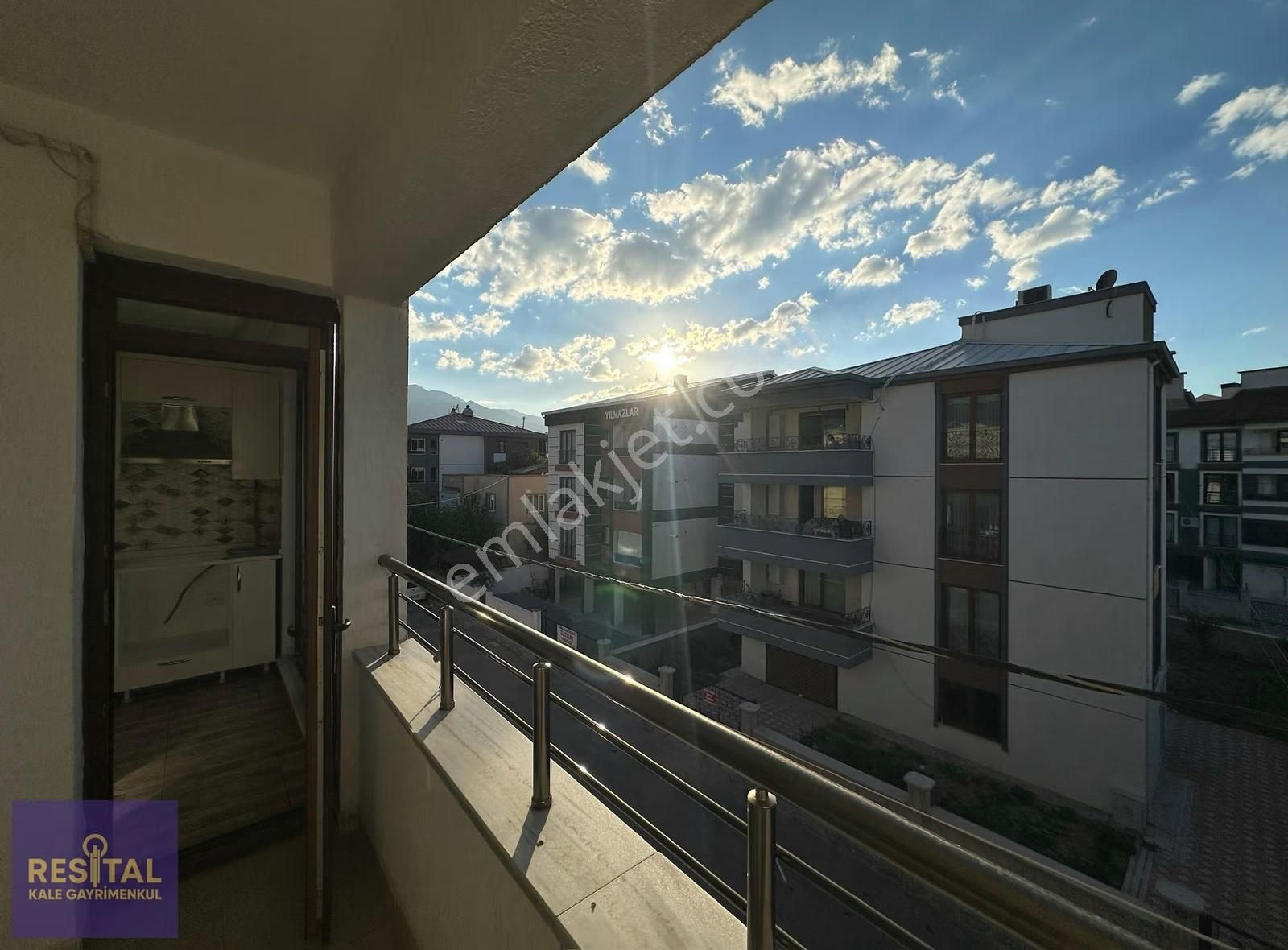 Kestel Kale Mahallesinde Satılık 3+1 Daire