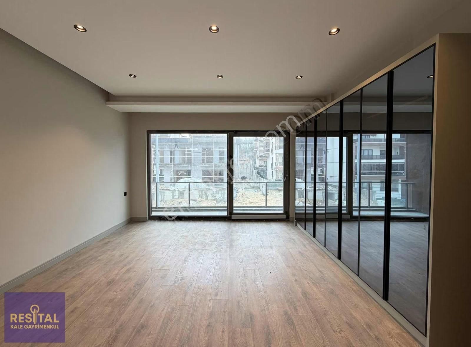 Kayapa'da Fırsat 4+1 Villa - Görsel 11