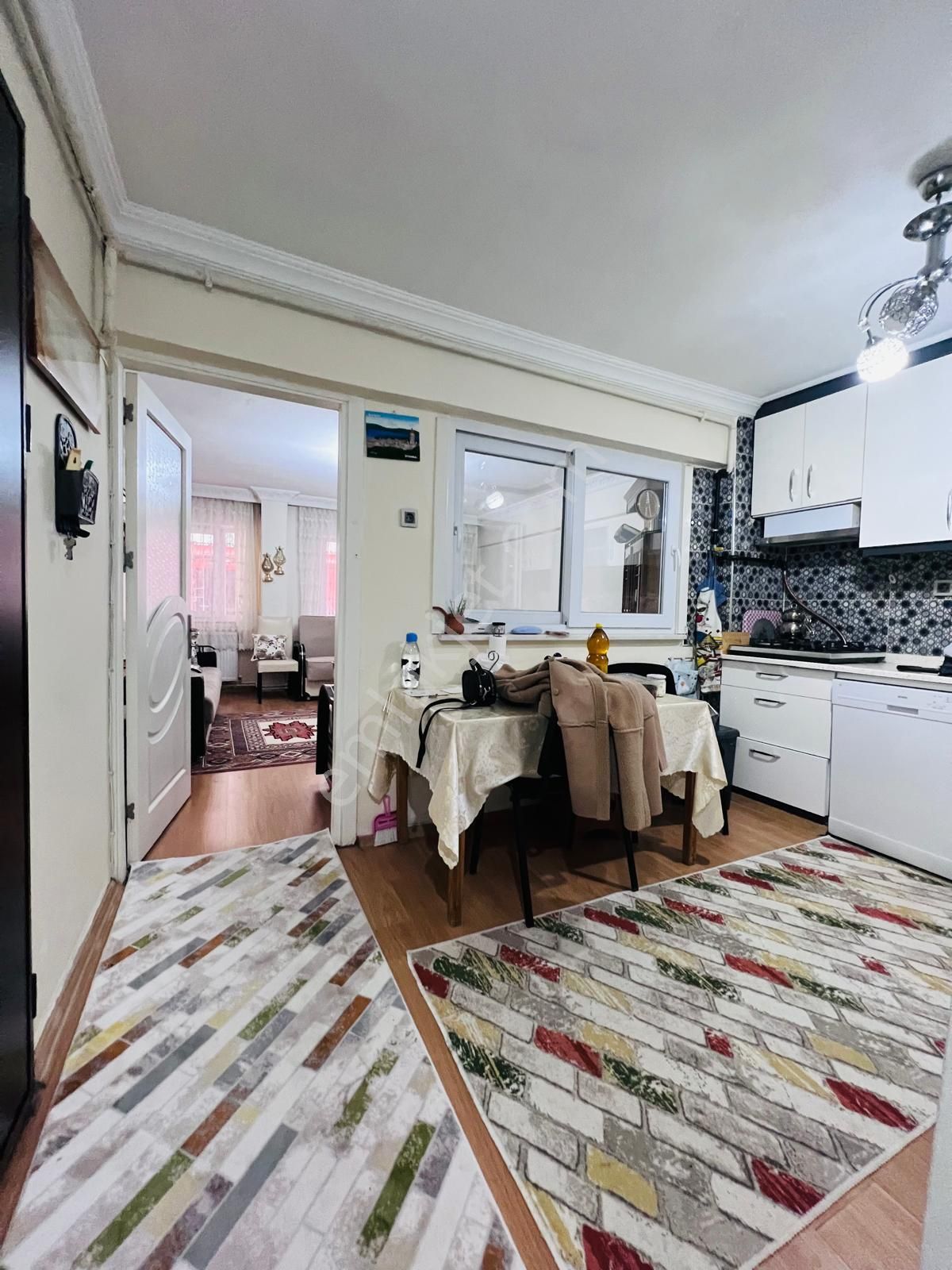 🏡sakarya Mahallesi 🏡 ✅3+1den 2+1 Çevrilmiş 105m2 5 Katlının Zemin Katı - Görsel 8