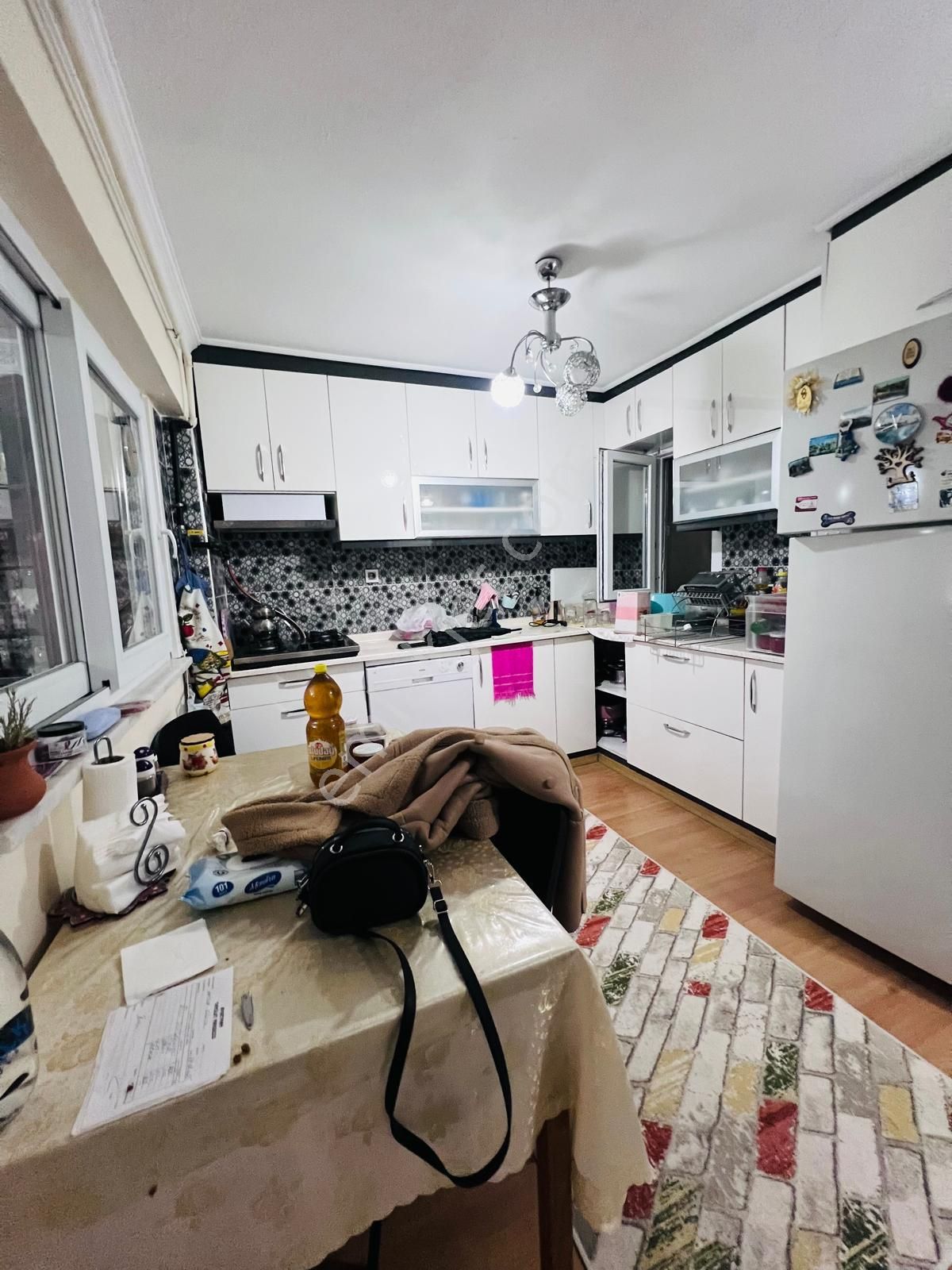 🏡sakarya Mahallesi 🏡 ✅3+1den 2+1 Çevrilmiş 105m2 5 Katlının Zemin Katı