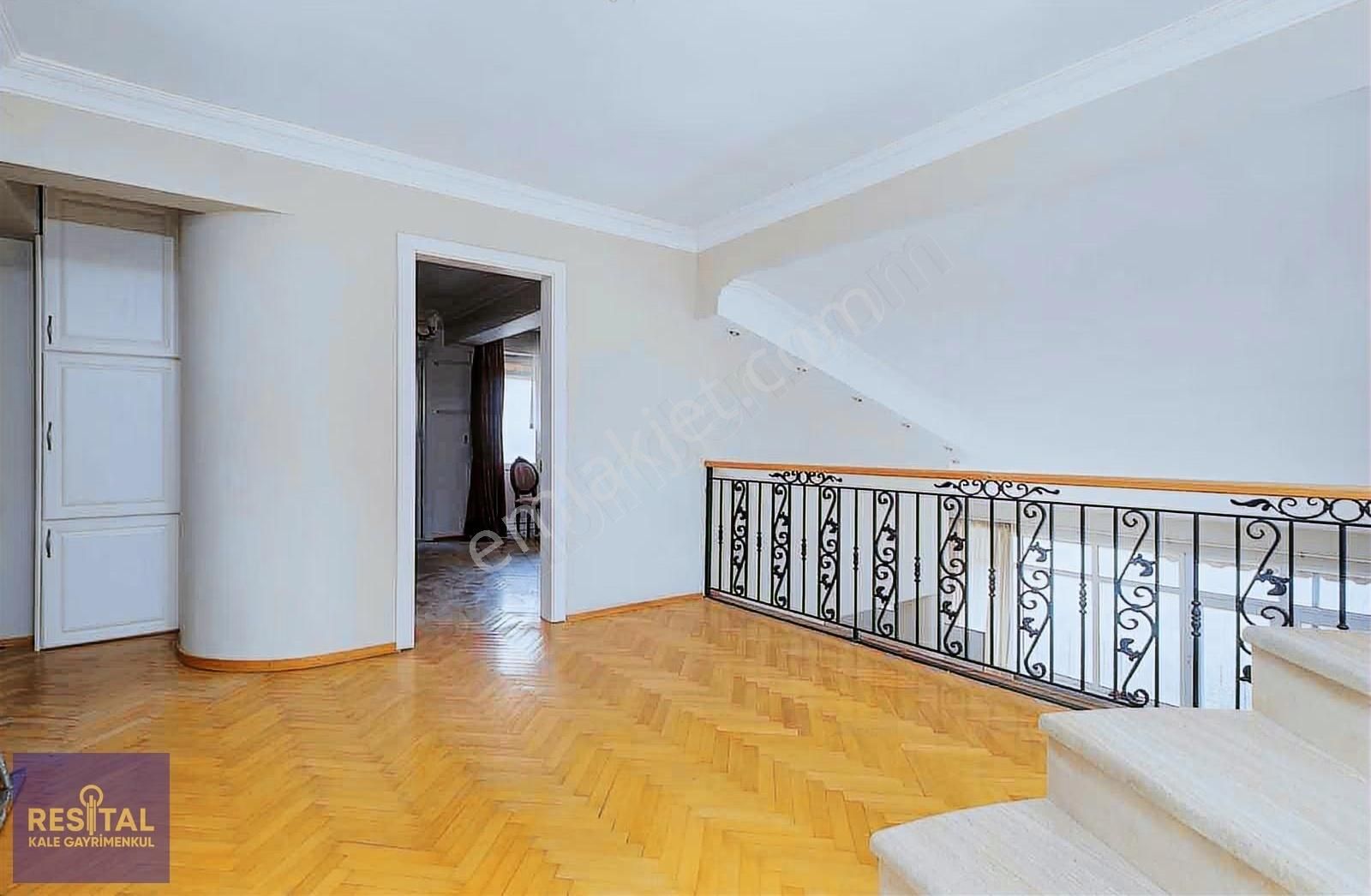 Bademli Damlakent Sitesindemuhteşem Manzaralı Villa - Görsel 7