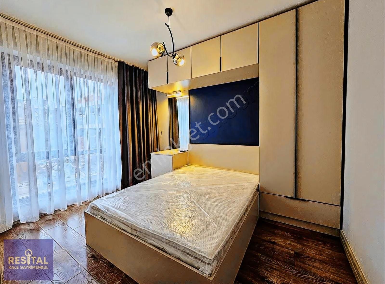 Balat Mah Merkezi Konumda Kiralık Full Eşyalı 1+1 Daire - Görsel 3