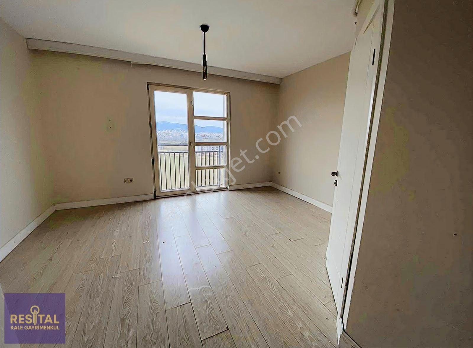 Sinpaş Gyo Bursa Modern Sitesinde 3,5+1 Kiralık Manzaralı Daire - Görsel 16