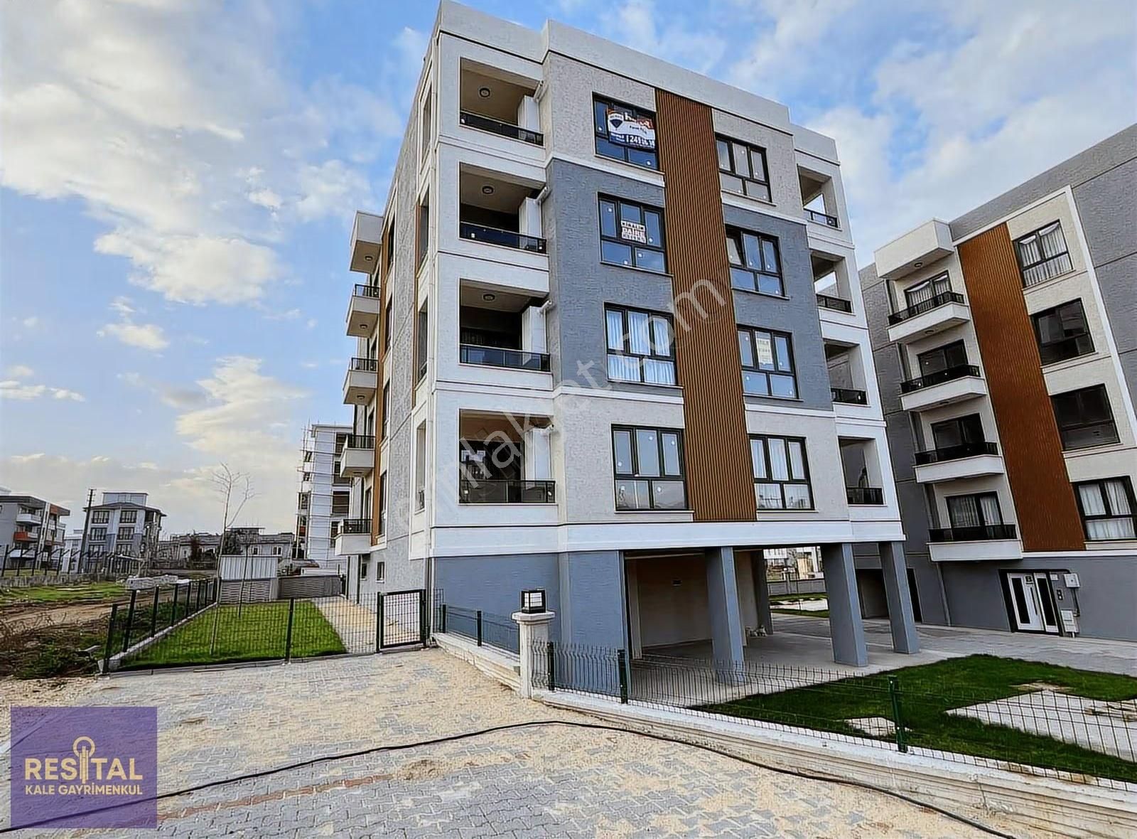 Yolçatı Mah Satılık 2+1 Arakat Daire