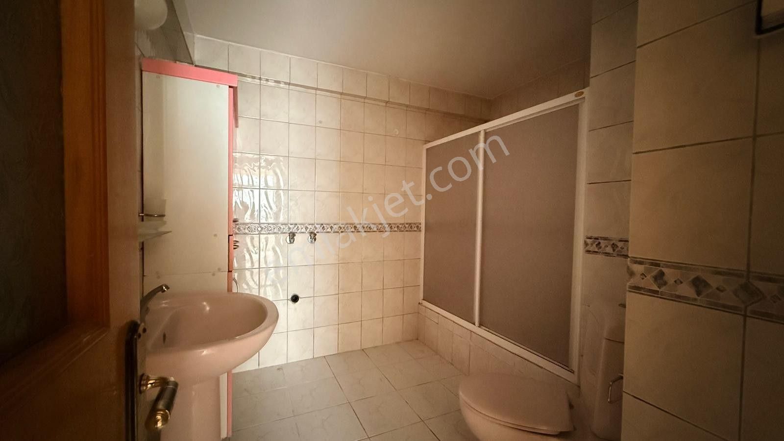 Remax Advantage'dan Podyum Parka Yakın Arakat Kıralık Daıre - Görsel 16