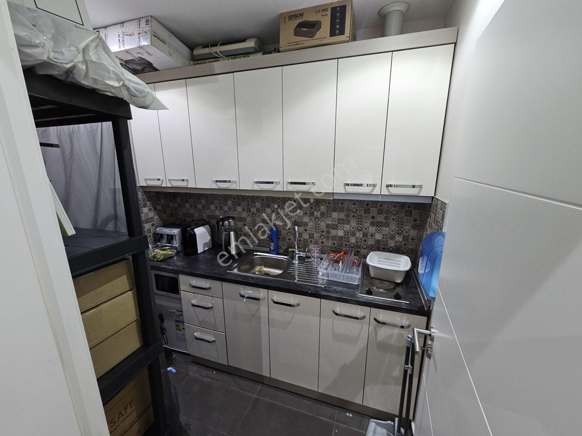 Maltepe Tugayyolu Ofistanbul Plaza'da 79m2 Kiralık İskanlı Ofis - Görsel 22