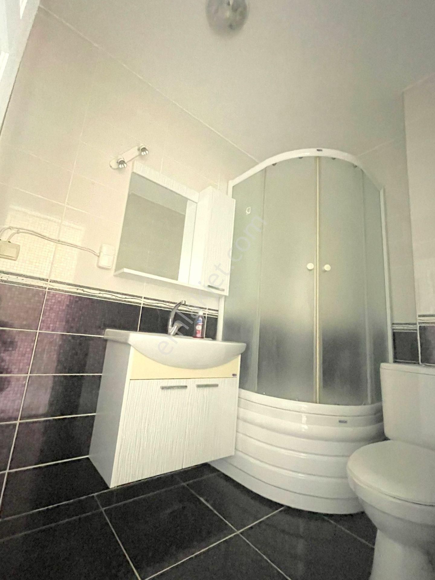 Mertcan'dan Metroya 7dk Mesafeli Teraslı İskanlı 2+1 Geniş Daire - Görsel 16