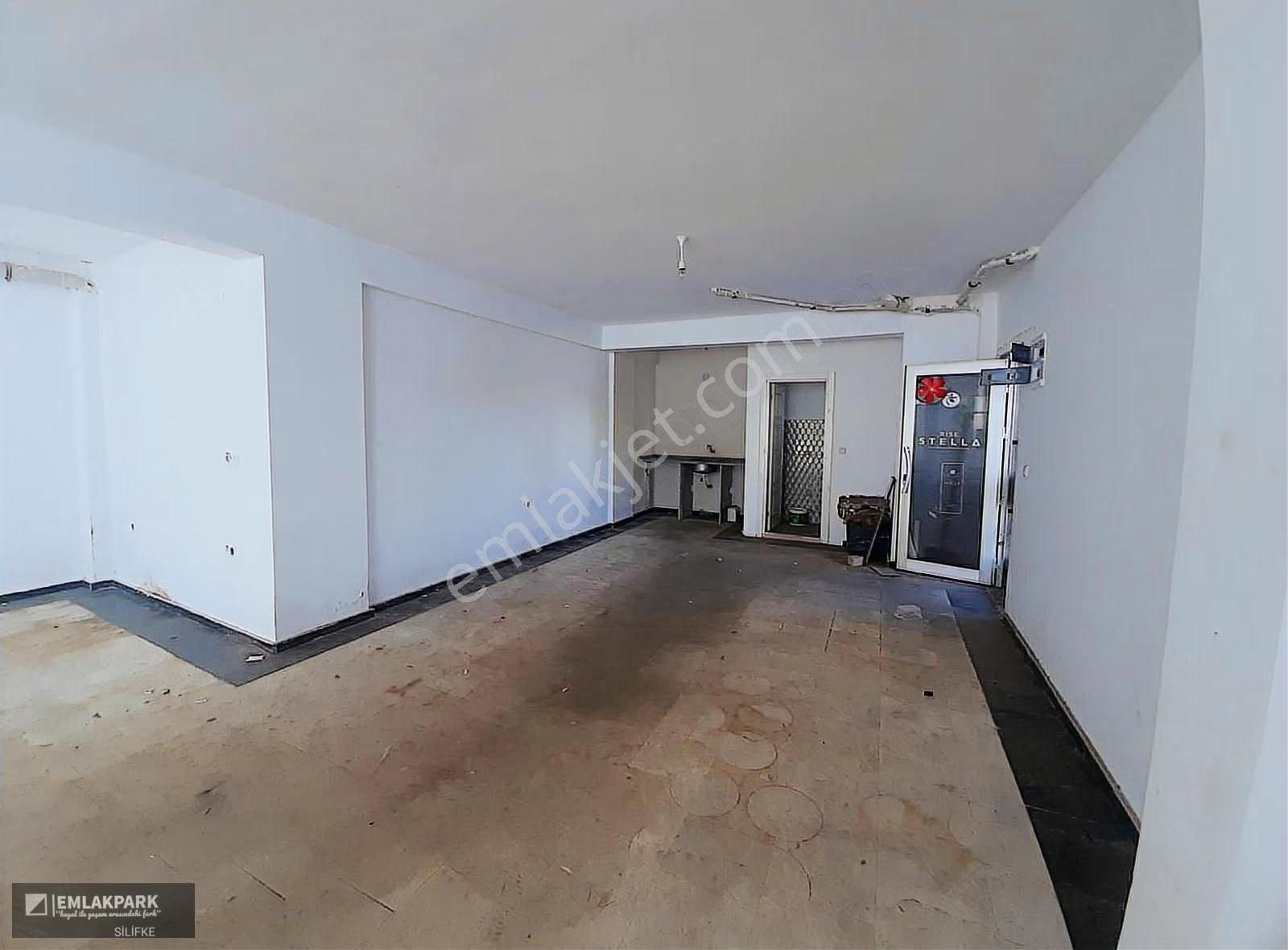 Emlakparkdan Silifke Atik Mah. De Satılık Dükkan - Görsel 2