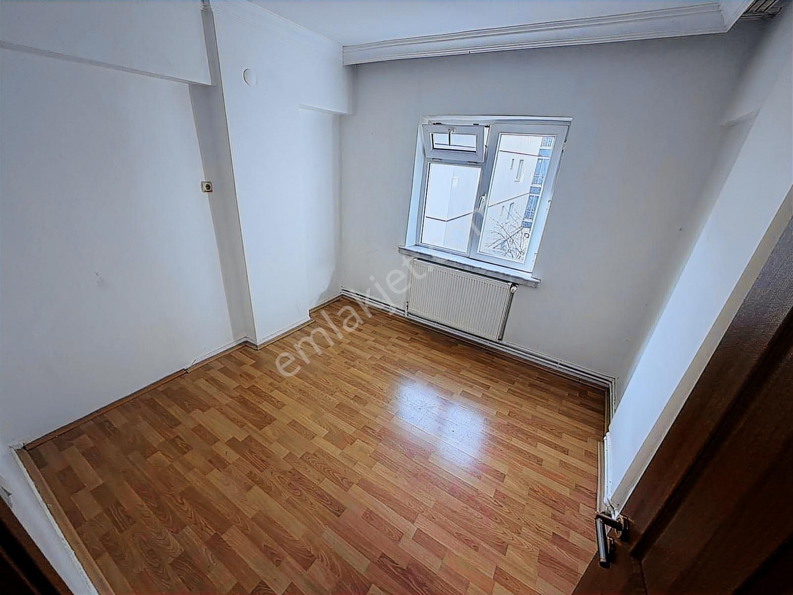 Maraşal Çakmak Mah"de 3+1 Salon Bağımsız Çift Balkonlu Daire !!! - Görsel 24