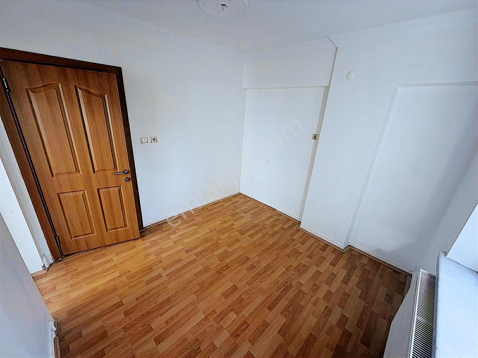 Maraşal Çakmak Mah"de 3+1 Salon Bağımsız Çift Balkonlu Daire !!! - Görsel 33
