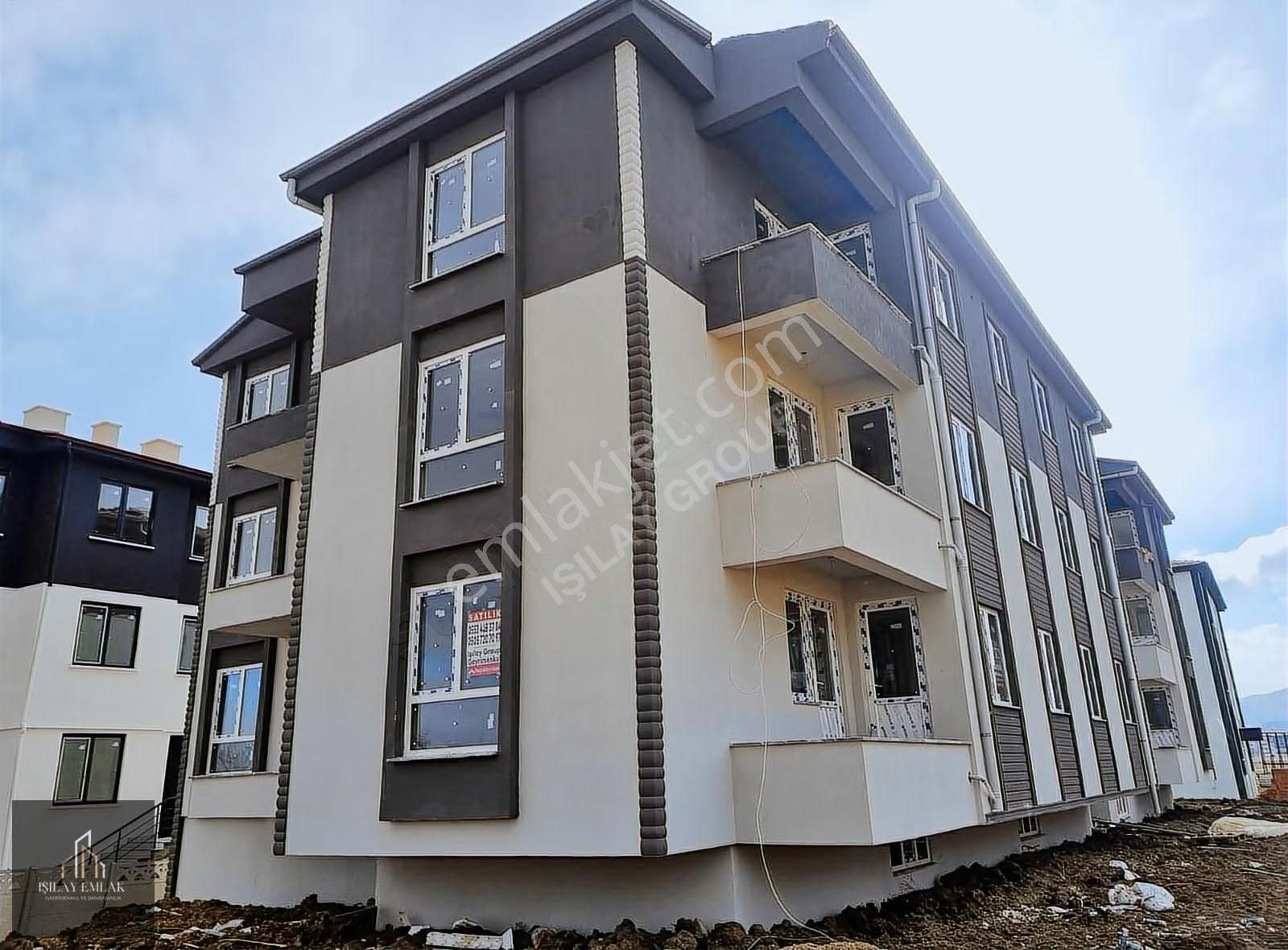 Afyon Fatih Mahallesinde Satılık Sıfır Daire - Görsel 8