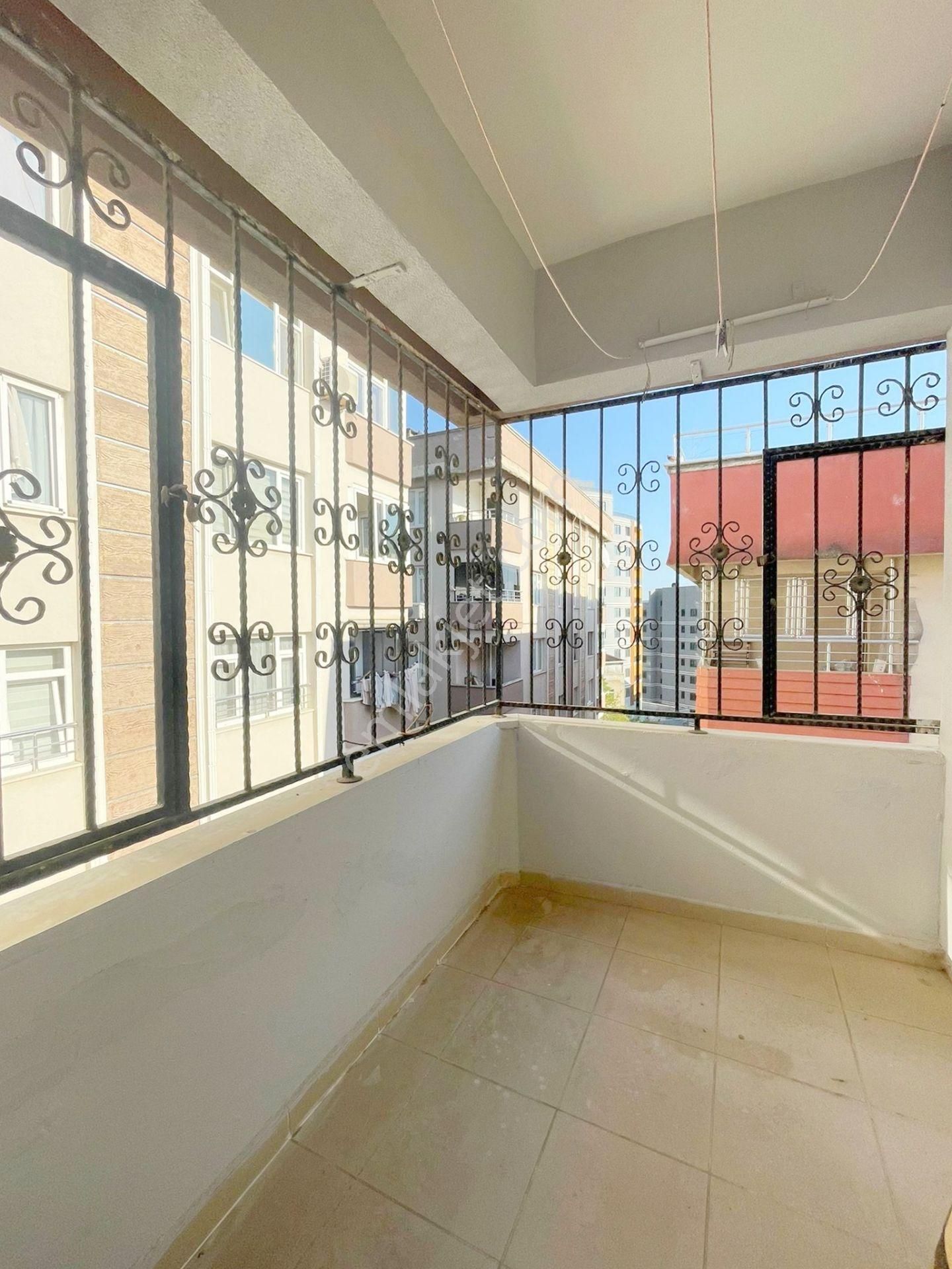 Mertcan'dan Çınardere'de Metroya Yürüme Deniz Manzara 4+2dubleks - Görsel 3