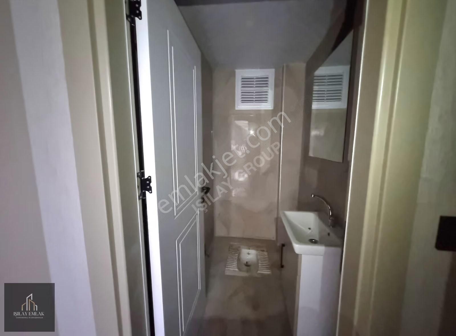 Afyon Mareşal Fevzi Çakmak Mahallesinde Sıfır Satılık Daireler - Görsel 19