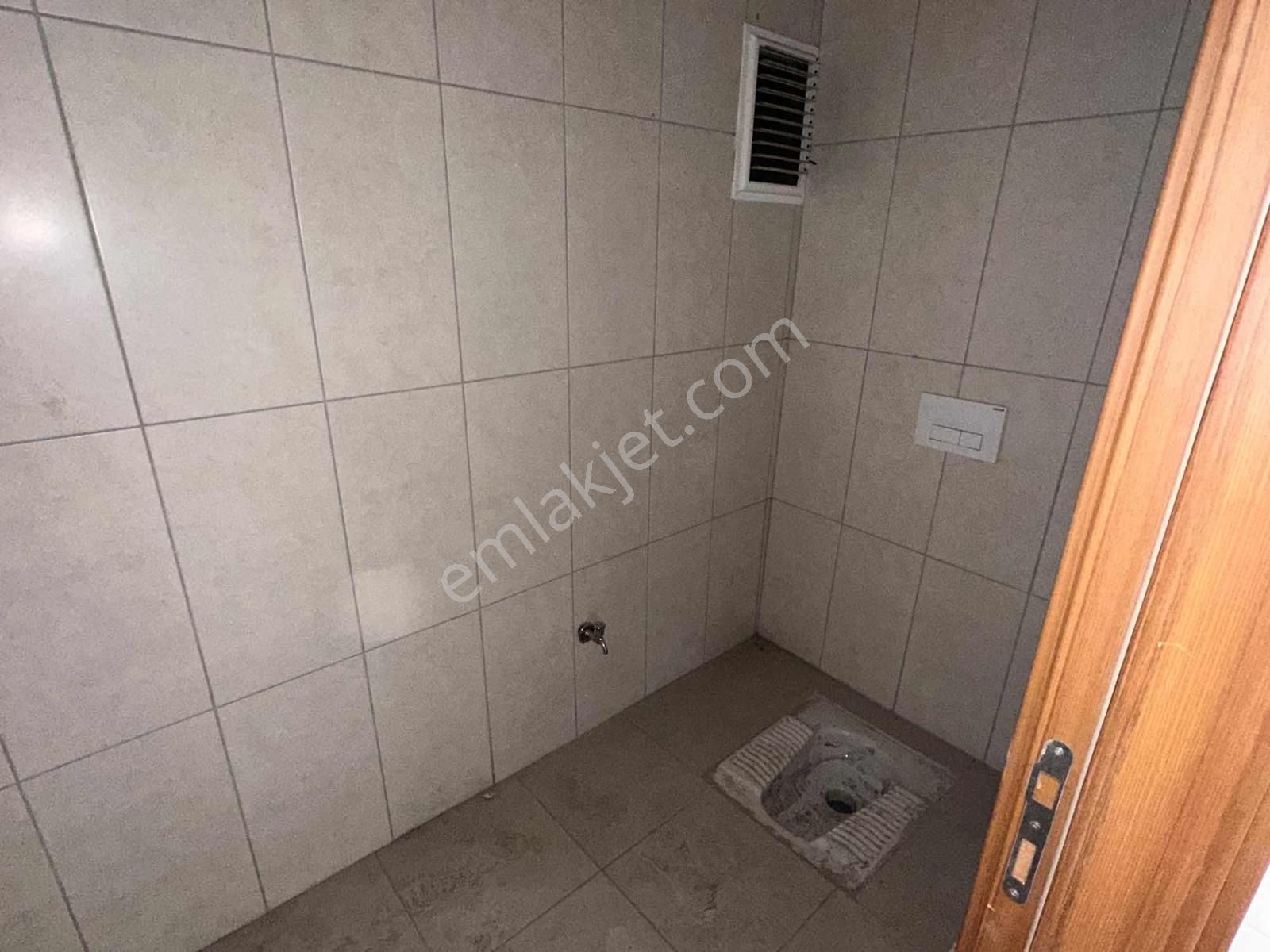 Dialog Altun'dan Cadde Üstü Tabela Değeri Yüksek Kiralık Dükkan - Görsel 9