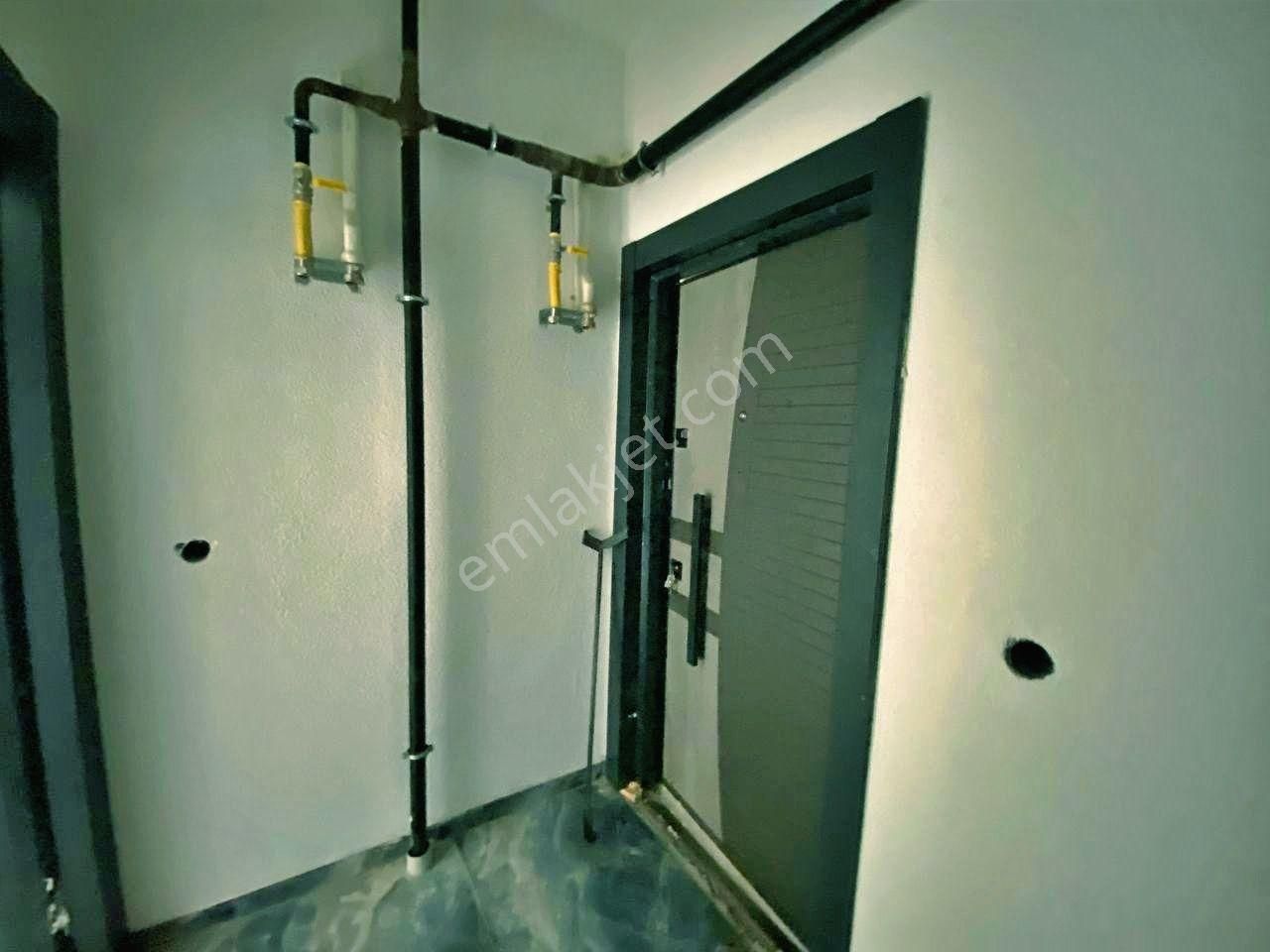 Yetkisi Uytundan Burhaniye'de Kapalı Otoparklı 2+1 Satılık Daire - Görsel 2