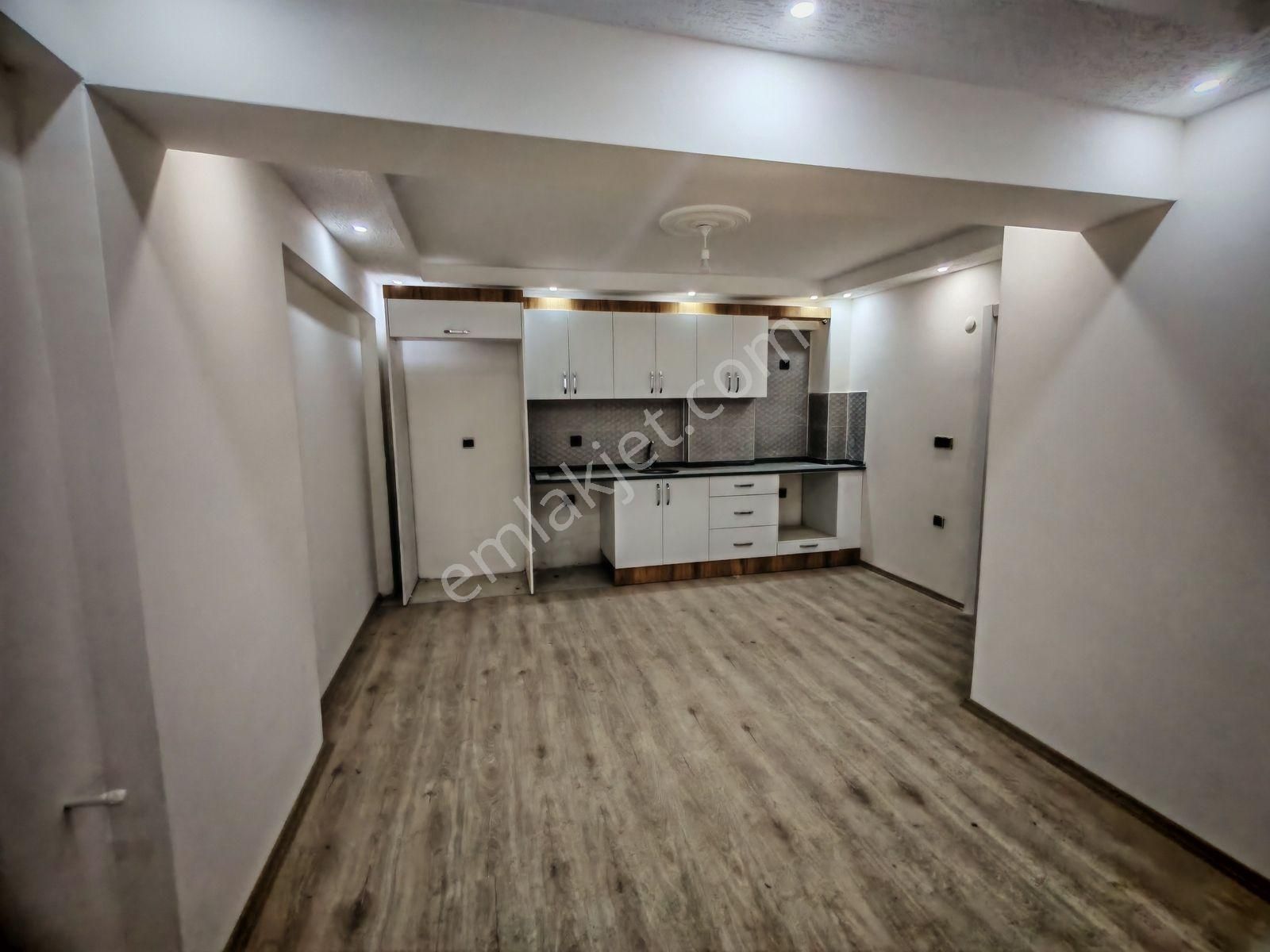 İsmetpaşa Mahallesin'de Merkezde 2+1 75 M2 2.kat Sıfır Daire - Görsel 2