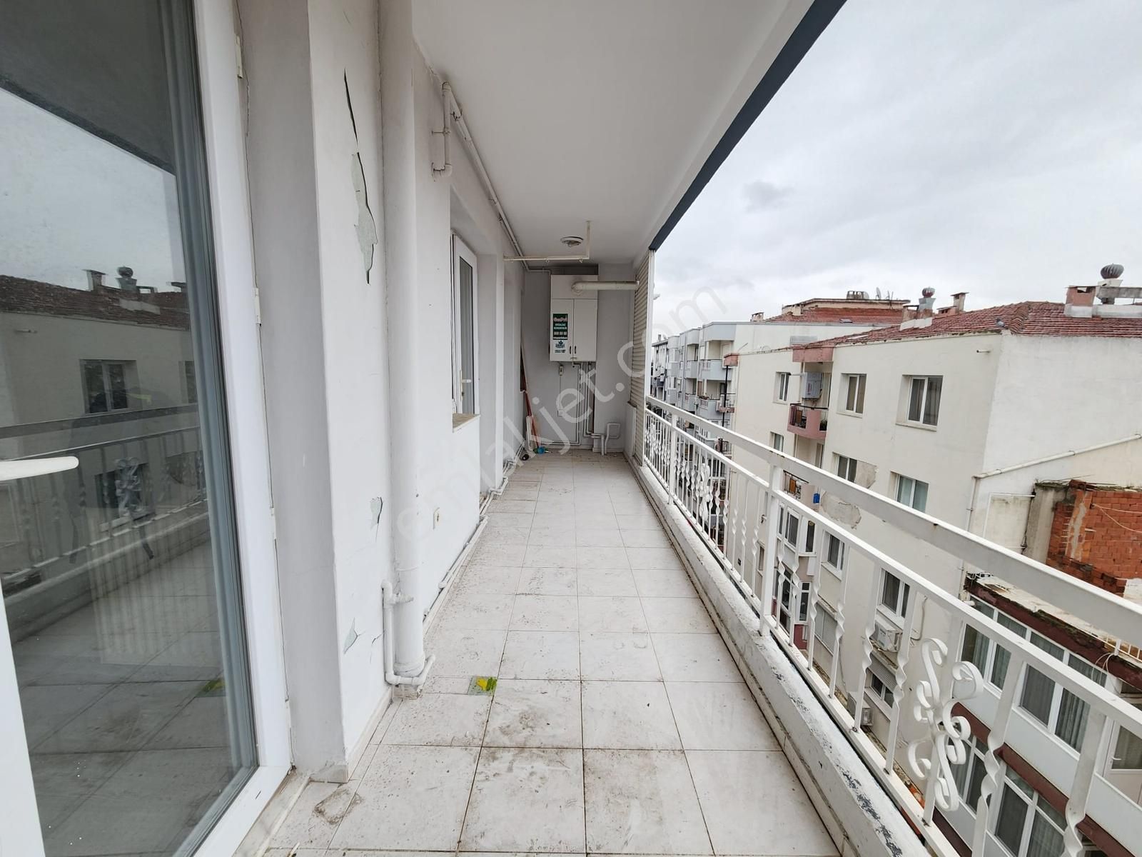 Yalı Mahallesinde Merkezi Konumda, Full Tadilatlı, 3+1 Kiralık - Görsel 13