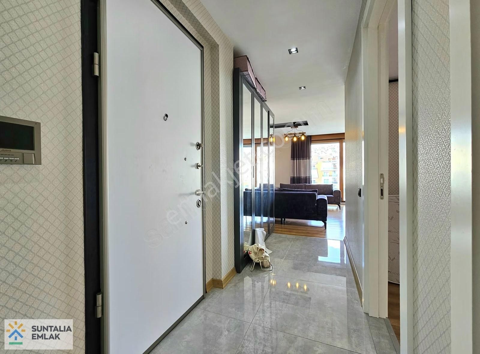 Konyaaltı, Liman Mh, Arakat Sahile Yakın 2+1 2 Banyo Lüks Konut - Görsel 4