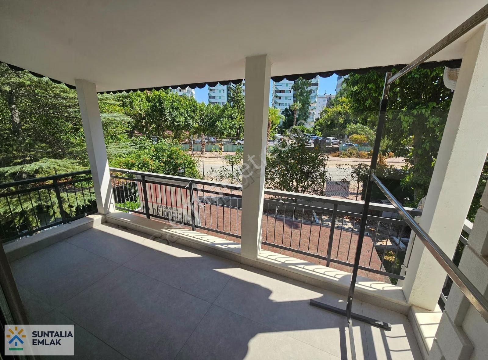 Antalya Gürsu Mh Altın Sitesinde Ön Cephe Tripleks Villa - Görsel 25