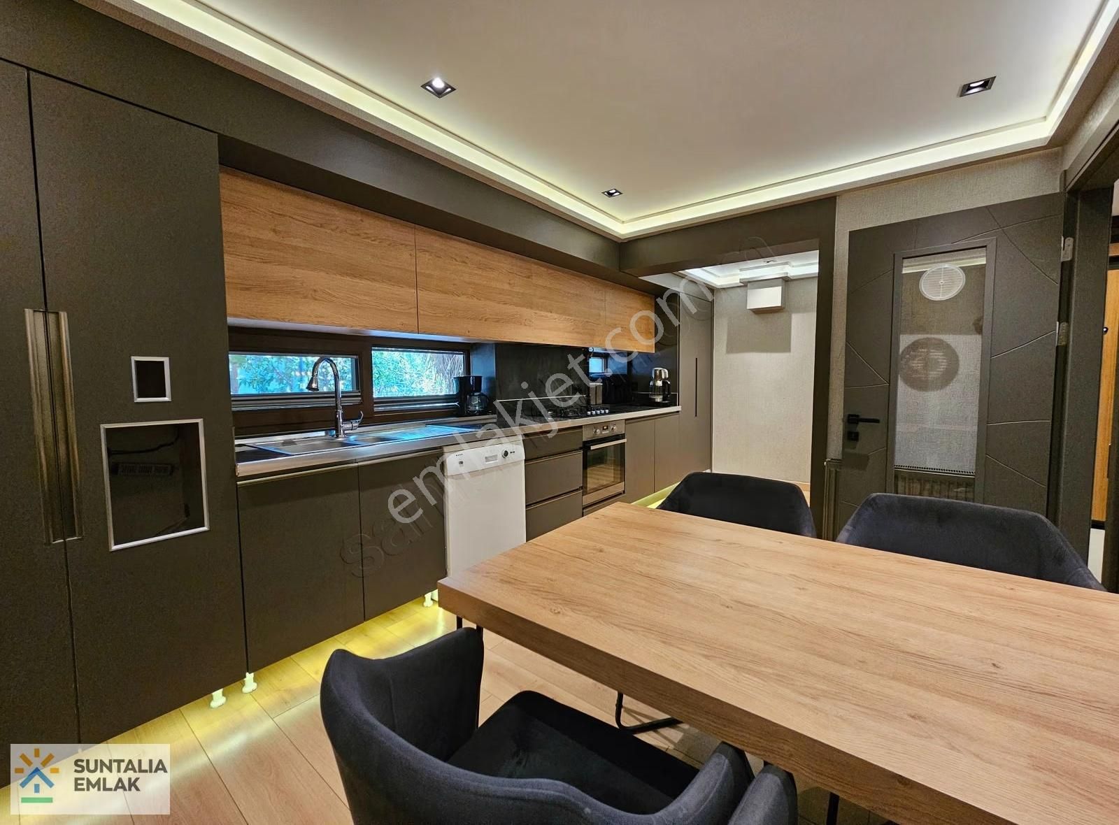 Antalya Gürsu Mh Altın Sitesinde Ön Cephe Tripleks Villa - Görsel 4