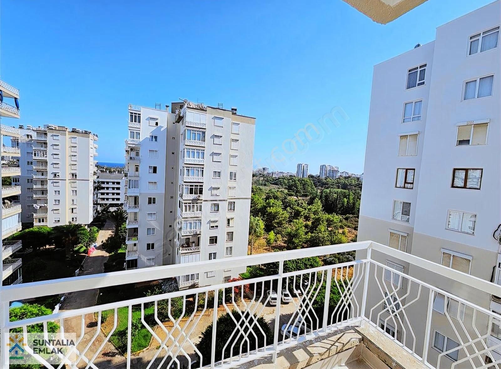 Konyaaltı Sahile Yakın Site Deniz Manzaralı Arakat 3+1 Ayrı Mtfk - Görsel 22