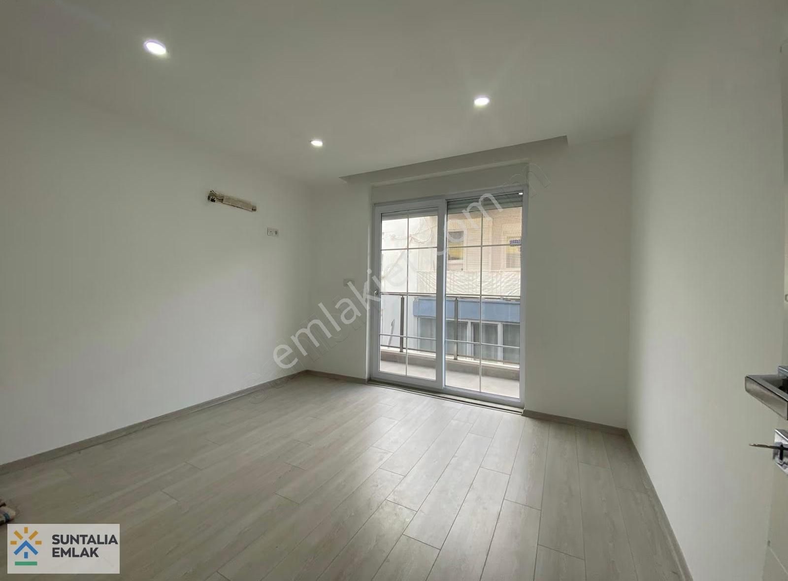 Bahçelievlerde 2+1 Arakat Asansör K.otopark Sıfır Bina Kiralık - Görsel 31