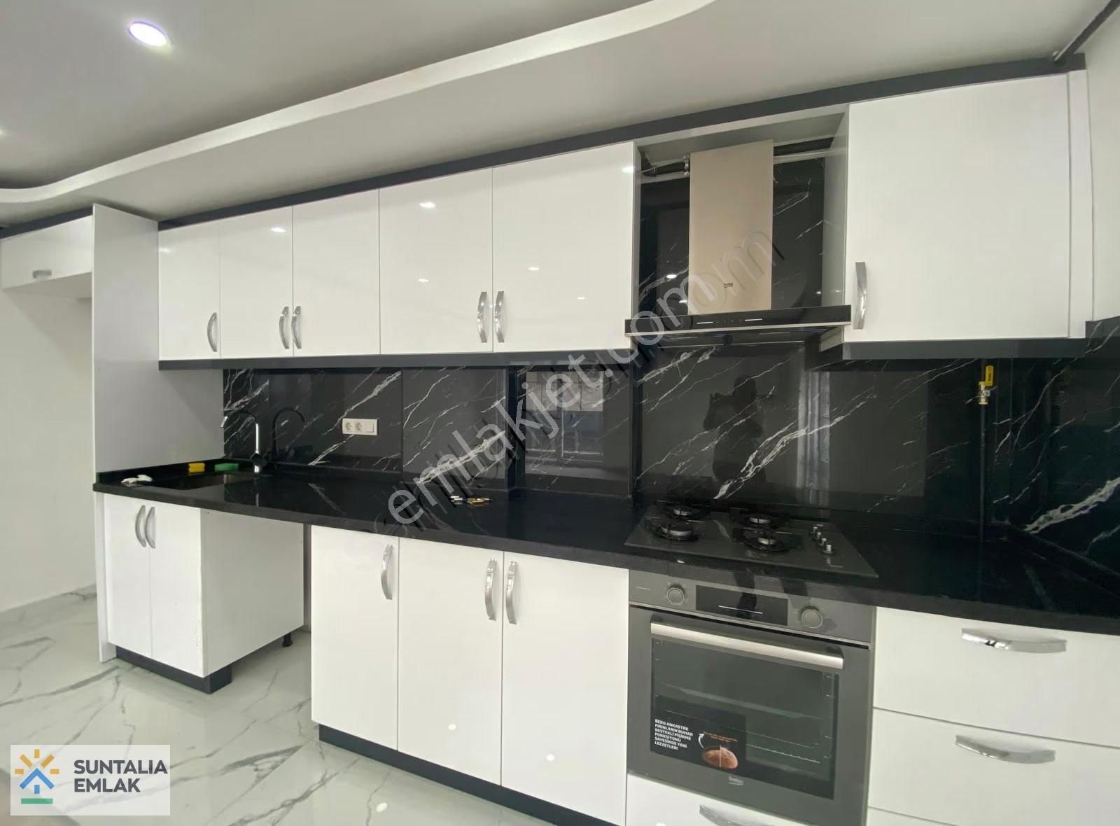 Bahçelievlerde 2+1 Arakat Asansör K.otopark Sıfır Bina Kiralık - Görsel 22