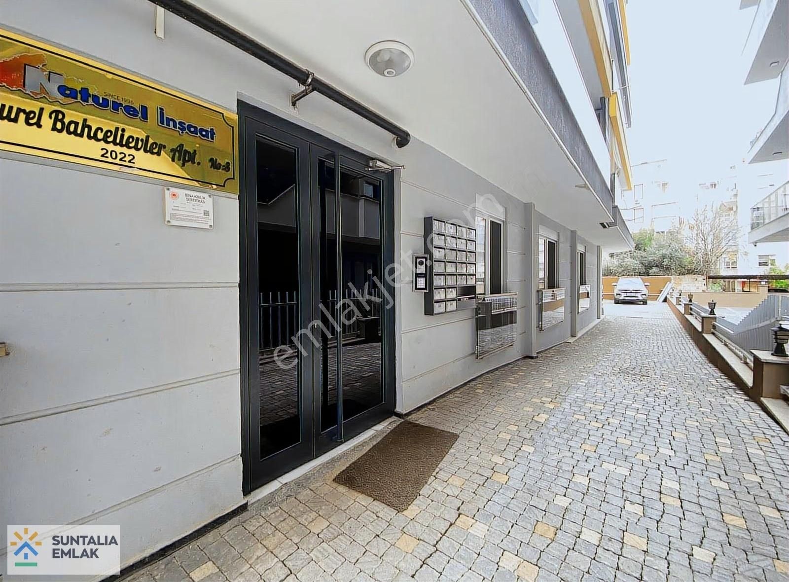 Bahçelievlerde 2+1 Arakat Asansör K.otopark Sıfır Bina Kiralık - Görsel 9