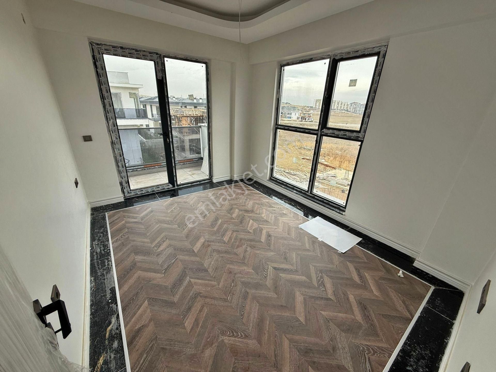 Bağlıca Mahallesi'nde Satılık 4+2 Site İçerisinde Villa Emlak Küpü'nde - Görsel 12
