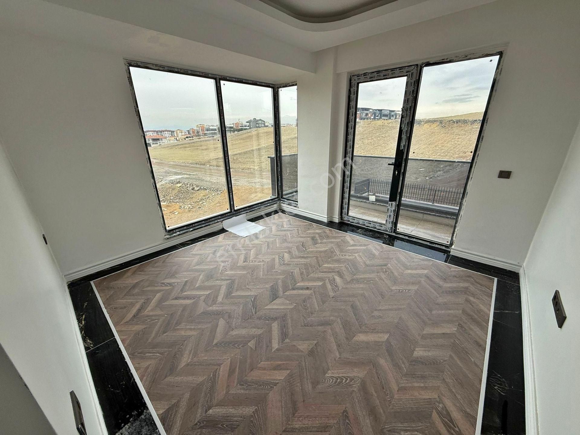 Bağlıca Mahallesi'nde Satılık 4+2 Site İçerisinde Villa Emlak Küpü'nde - Görsel 16
