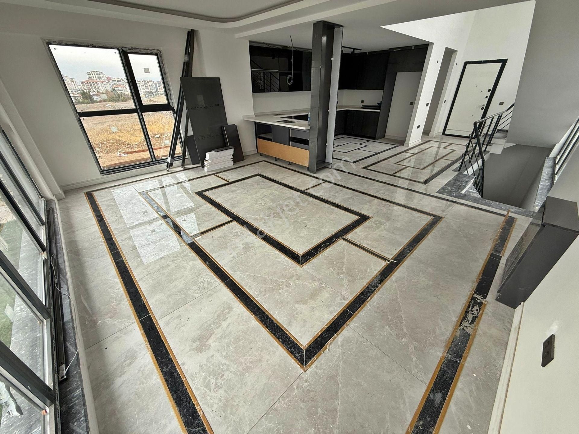 Bağlıca Mahallesi'nde Satılık 4+2 Site İçerisinde Villa Emlak Küpü'nde - Görsel 2