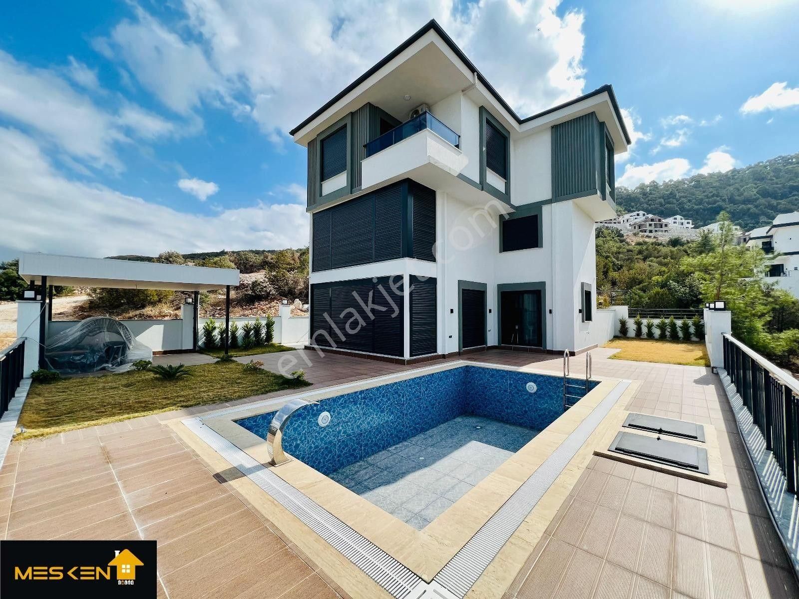 Didim Akbük'de Kesintisiz Full Deniz Manzaralı Tam Müstakil Villa - Görsel 14