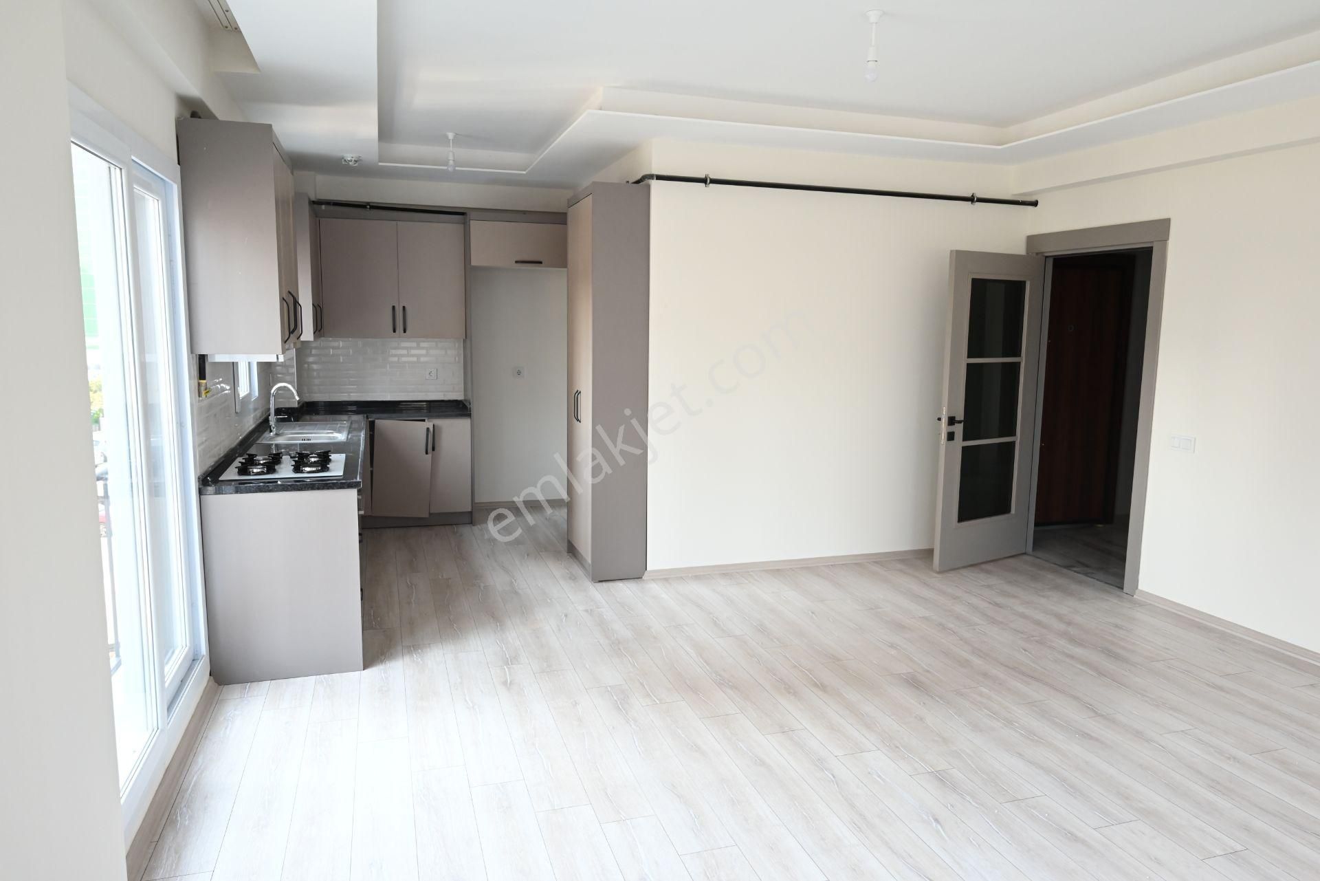 Üstünkent - Satılık Havuzlu Site İçi 3+1 Ebeveyn B. Sıfır Daire - Görsel 4