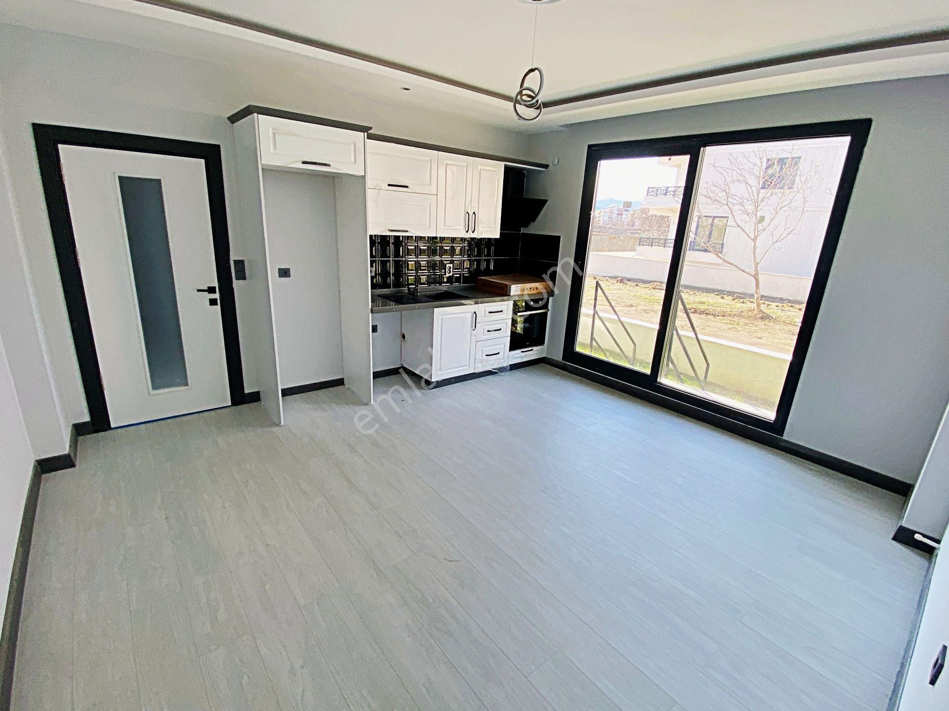 🌀gültaş Emlaktan Akçay Altınkumda Satılık 1+1 Bahçe Kullanımlı Daire - Görsel 11