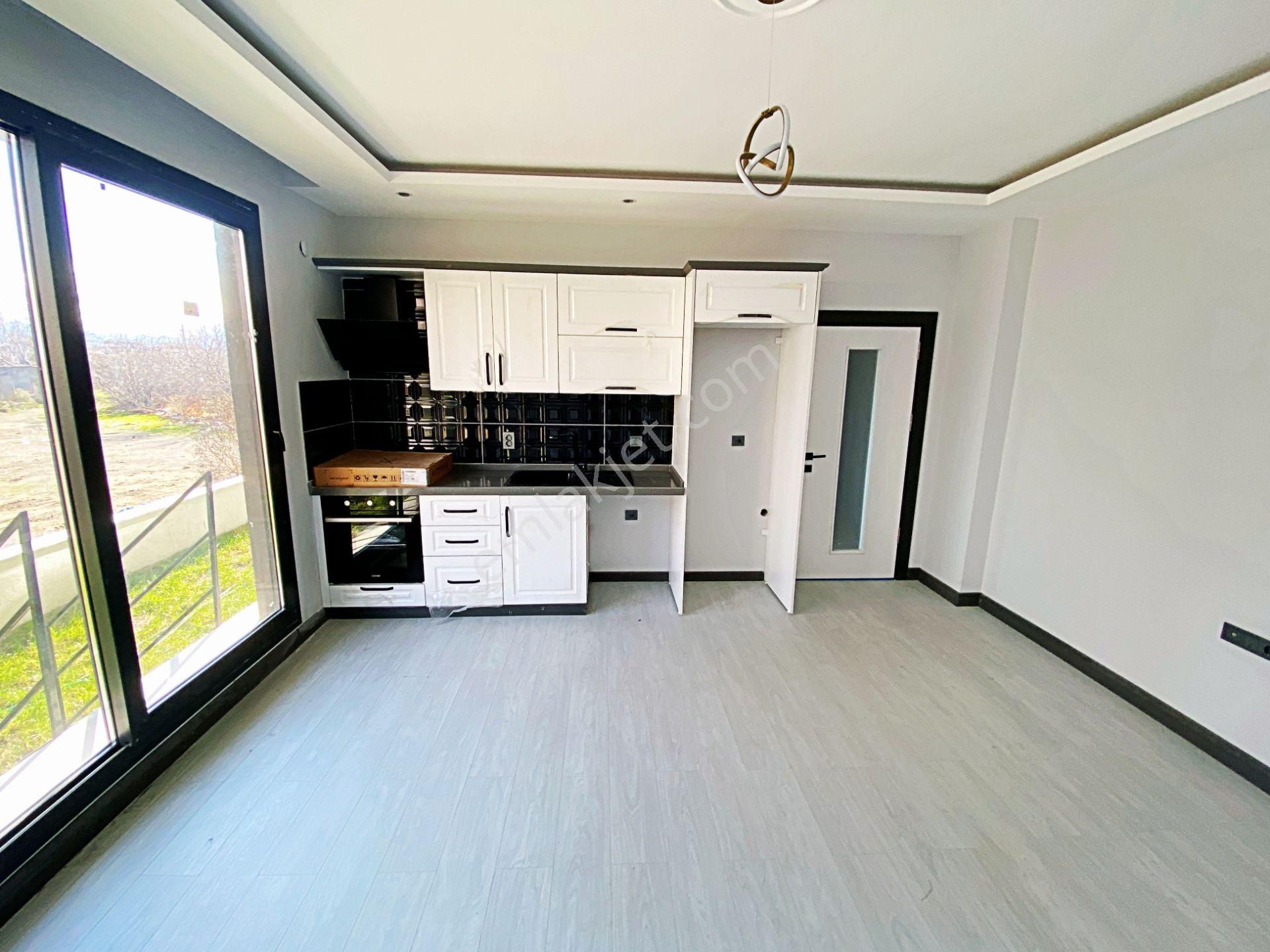 🌀gültaş Emlaktan Akçay Altınkumda Satılık 1+1 Bahçe Kullanımlı Daire - Görsel 2