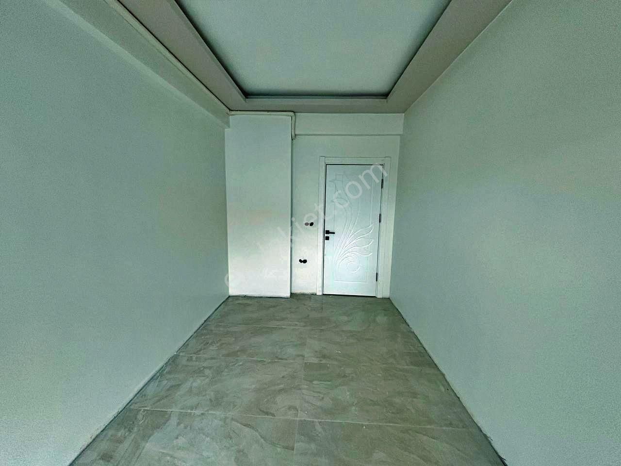 Yetkisi Uytundan Burhaniye'de Ebeveyn Banyolu 2+1 Satılık Daire - Görsel 17