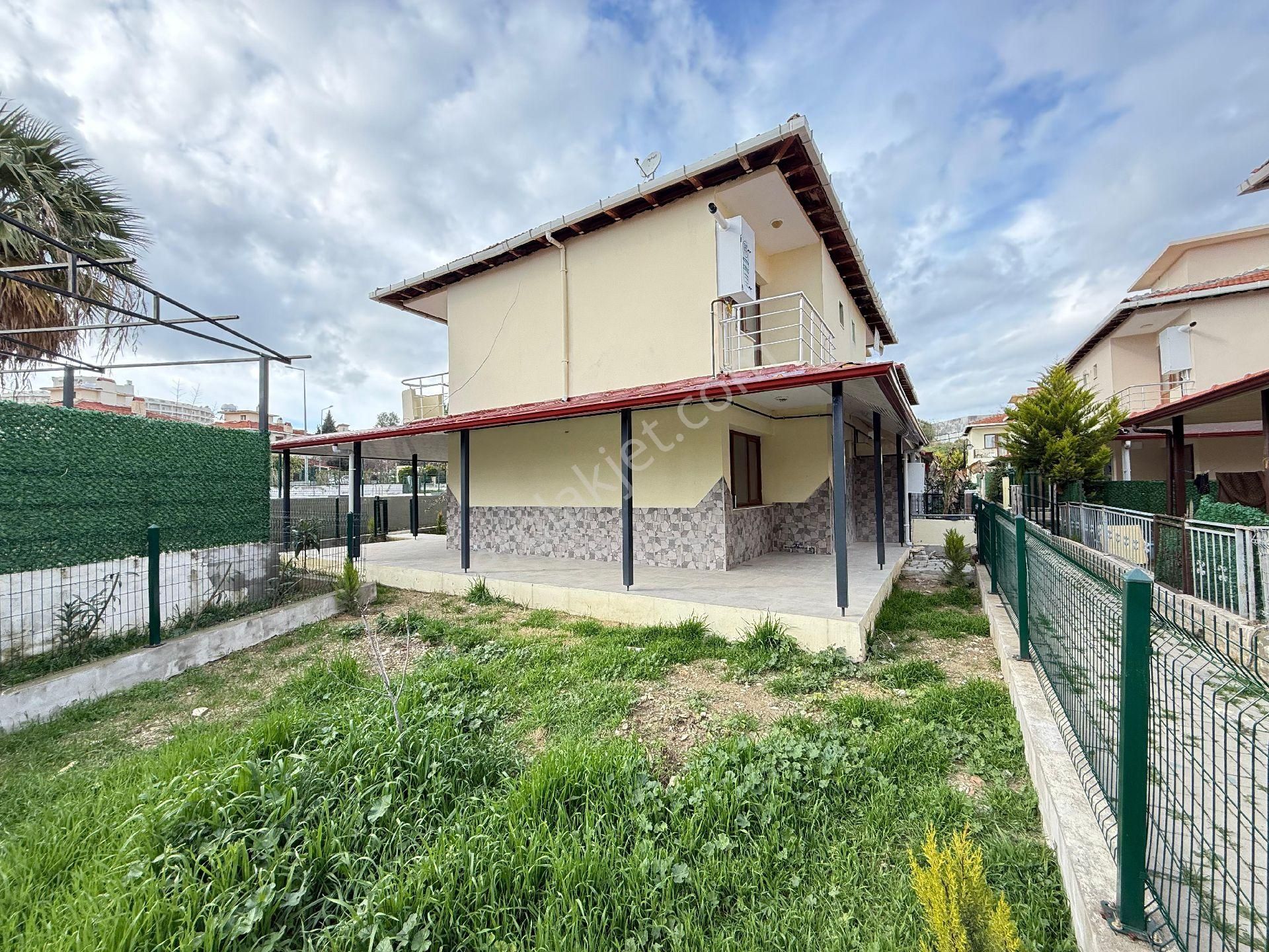 Kuşadası Kadınlar Denizi Bölgesinde‎havuzlu Site İçerisinde Satılık - Görsel 2