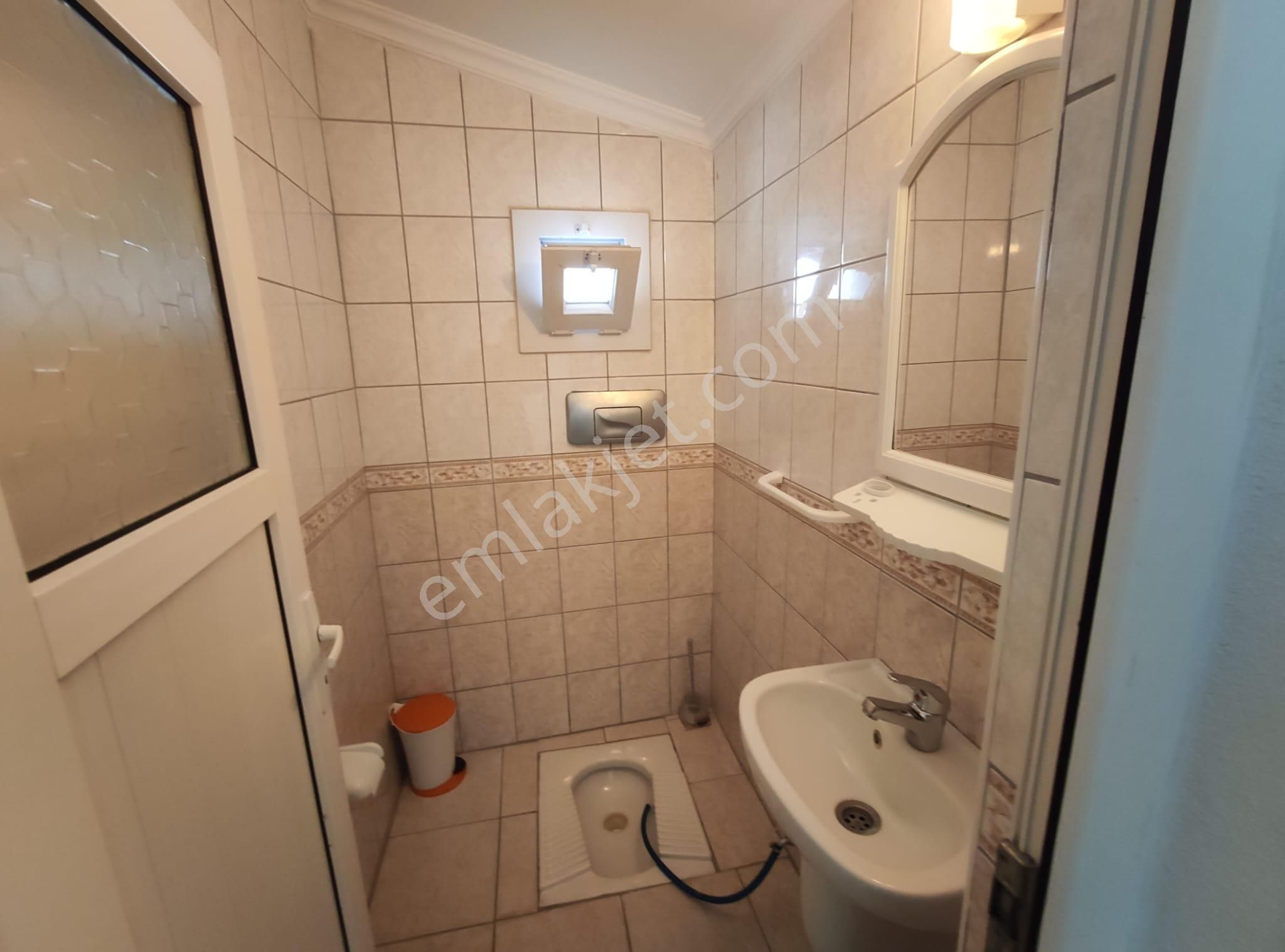 Stoptan Kordona 400 Metre Kiralık Geniş 2+1 - Görsel 24