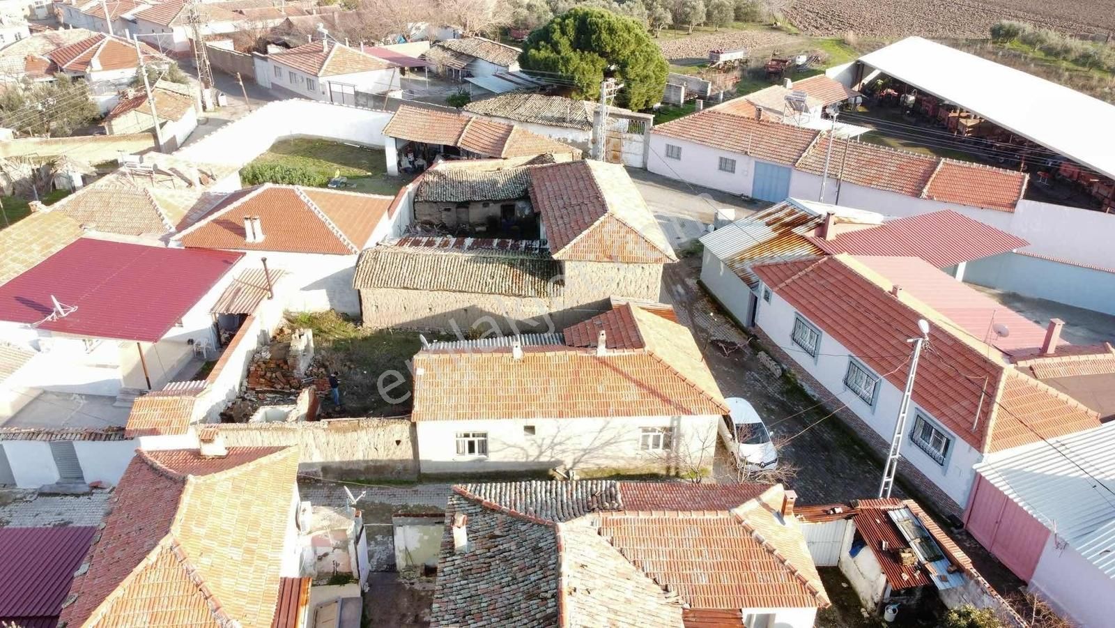 Plus Gayrimenkulden Bergama Kadıköyde Satılık Köyevi - Görsel 6