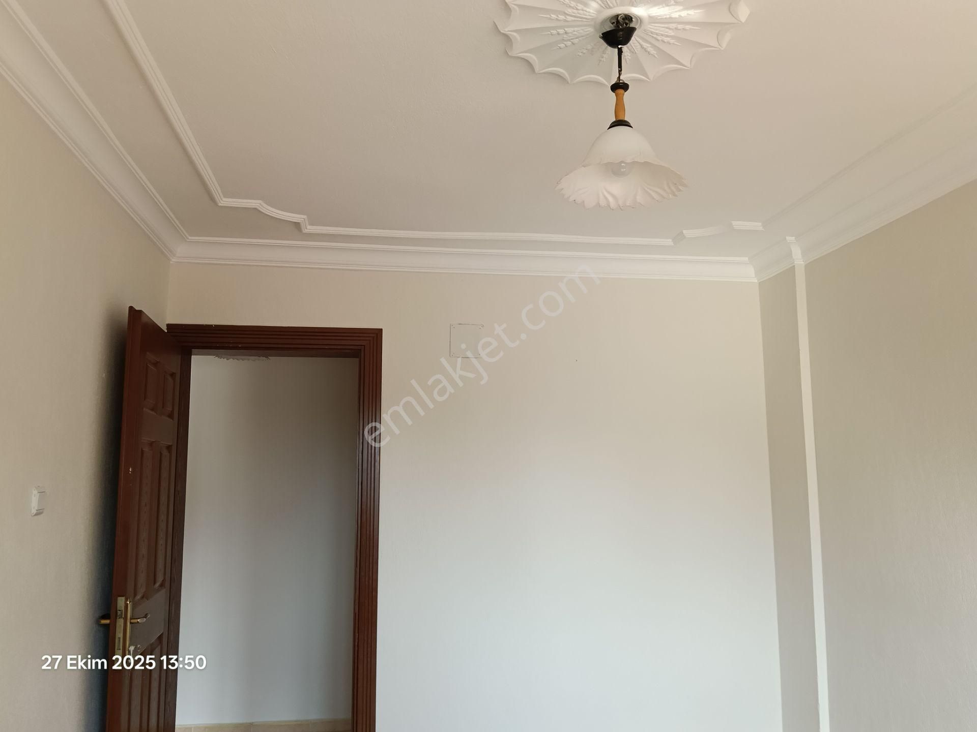 Karaçay Mahallesinde Kiralık Doğalgazlı 3+1 Daire - Görsel 15