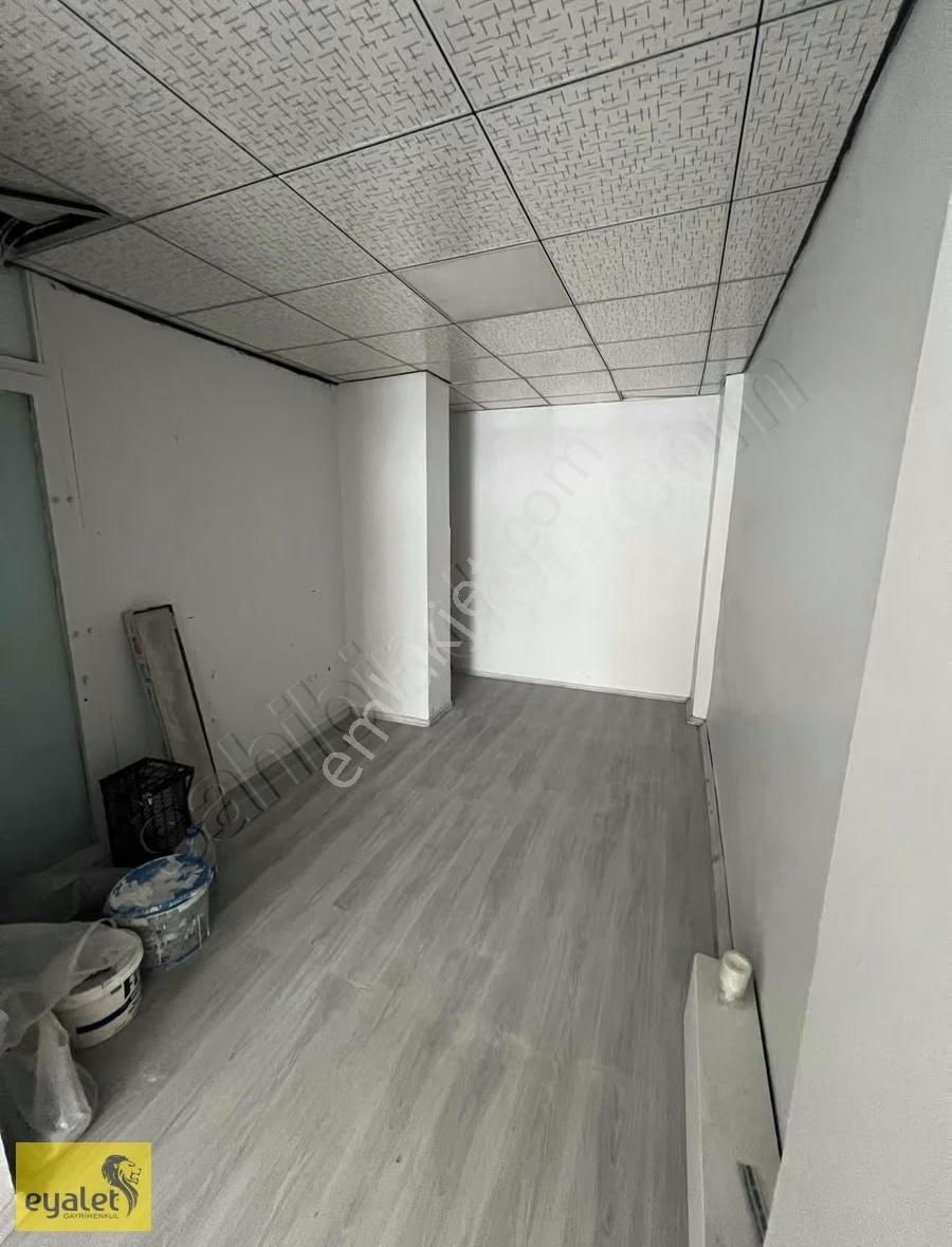 İhsaniyede Cadde Üstü Araç Ve Yaya Trafiği Yoğun Kiralık Dükkan - Görsel 3